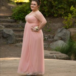 David’s Bridal Petal Dress Size 18